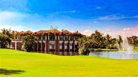 Hotels, flüge und mietwagen billiger buchen und palm resort golf and country club in johor bahru erleben! Green, Blue, and White - Thai Country Club, Bangkok, Thailand