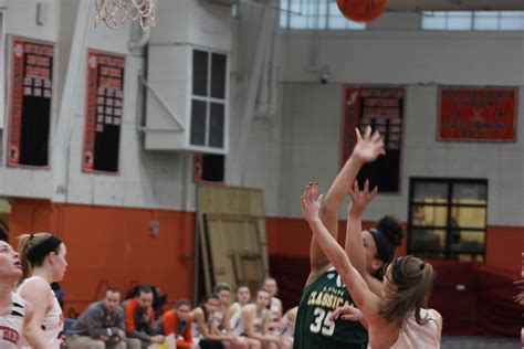 Lynn Classical Girls Basketball Wins At Beverly 41 39 Classical Is