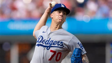 Dodgers Rookie Off To Historic Start Continuing Franchise Tradition