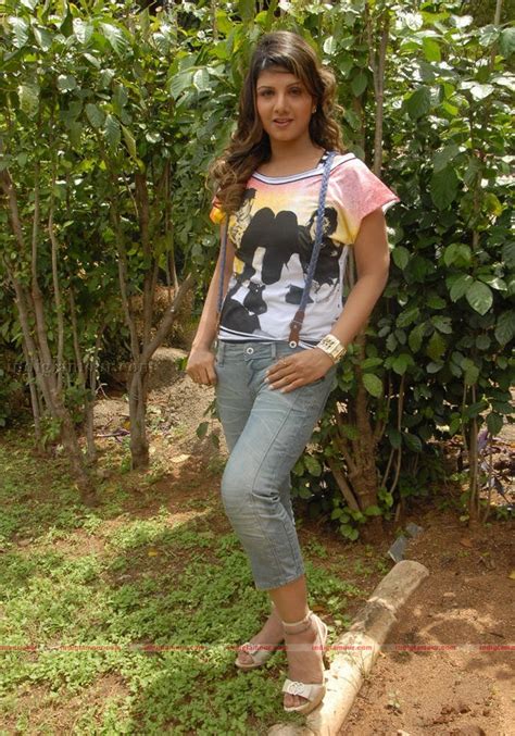 Rambha Actress Hd Photosimagespics And Stills 8943