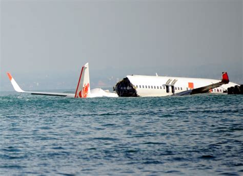 Another Lion Air Flight Crashes Into The Sea Fate Of 189 On Board Not