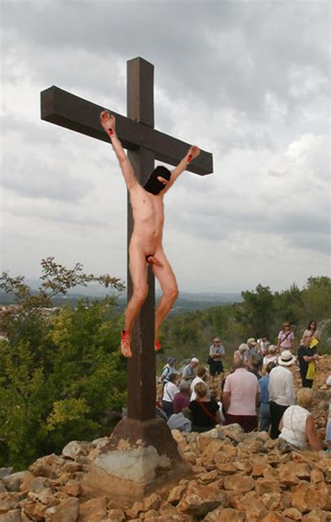 Jesus Crucified Art