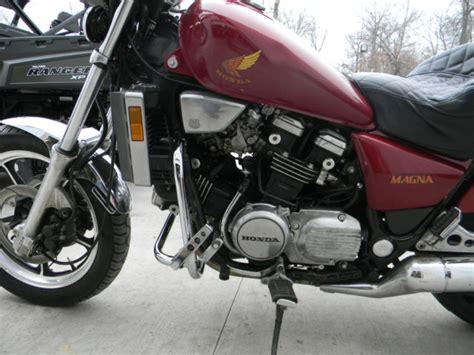 View online or download 1 manuals for honda v45 700 magna 1985. 1985 Honda Magna V45 VF700C VF700 VF 700 - LoW MiLeS