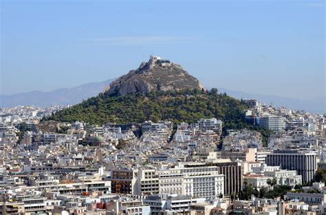 Athens is the capital and largest city of greece. Monte Licabeto, Atenas, Grecia Imagen & Foto | europe ...