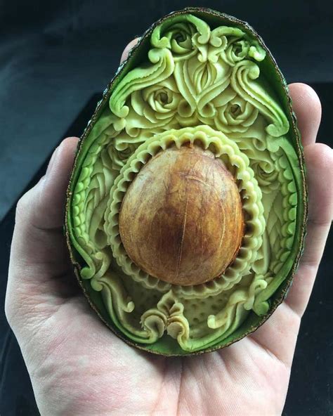 Artist Creates Amazing Food Carving That Looks Too Good To Eat