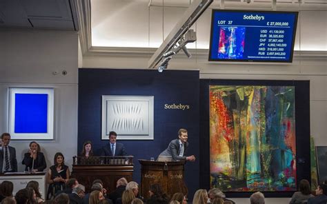 Richter Breaks Record For Most Expensive Living Artist In Europe