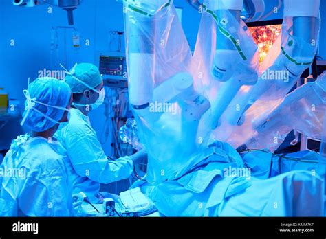 Traitement Chirurgical Du Cancer De La Prostate La Prostatectomie Radicale Robot Chirurgical
