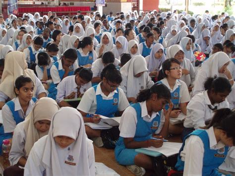 Maybe you would like to learn more about one of these? SMK (P) RAJA ZARINA, P KLANG: MAJLIS RESTU ILMU PMR