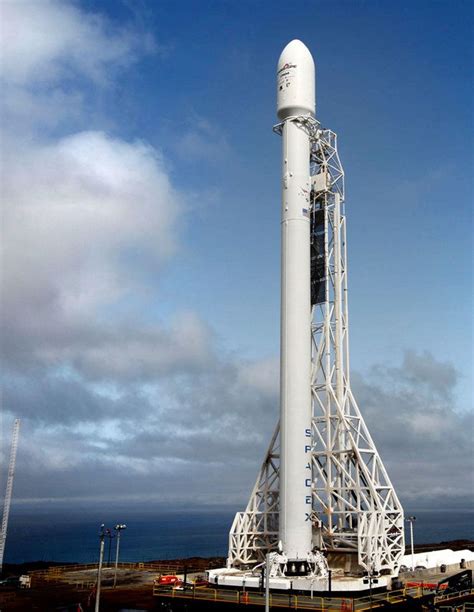 Spacex Falcon 9 Rocket V 11 An Upgraded Spacex Falcon 9 Rocket