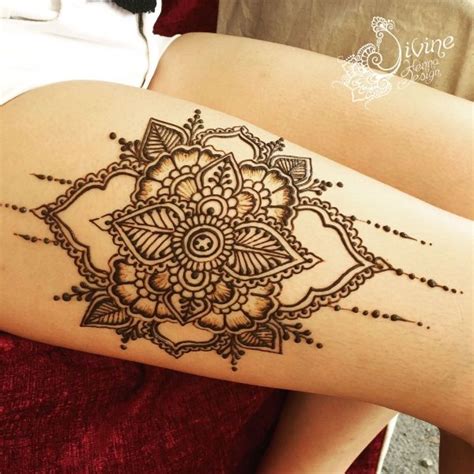 20 Henna Tattoo Designs For Thigh