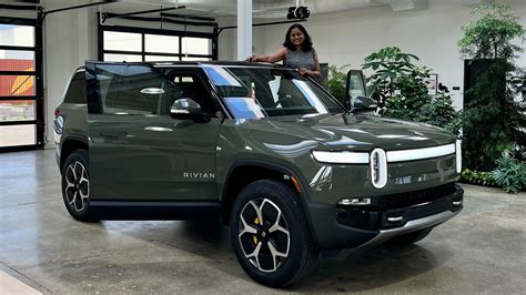 Rivian VP Of Hardware Engineering Takes Delivery Of R1S | Rivian Forum
