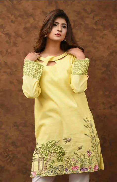 Pin By Fdt Head On Latest Neck Design 2019 Dress Neck Designs Kurti Neck Designs Pakistani