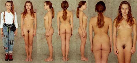 Nude Posture