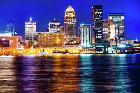 Louisville Ky Skyline At Dusk Photograph By Gregory Ballos Pixels