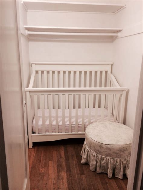 This is one of my favorite small nurseries. Closet Nursery - ideas for a small nursery | Small space ...