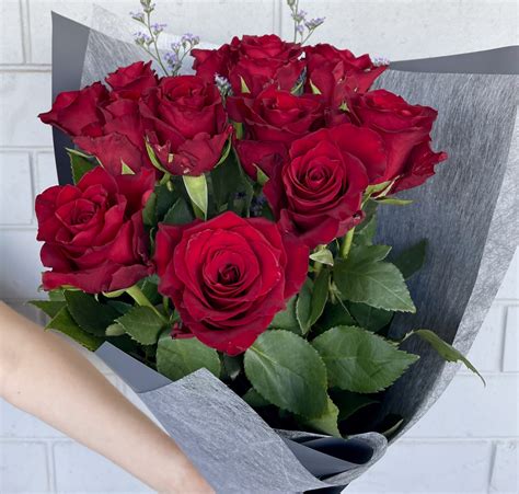 One Dozen Red Rose T Wrap Flowers Of Leeming