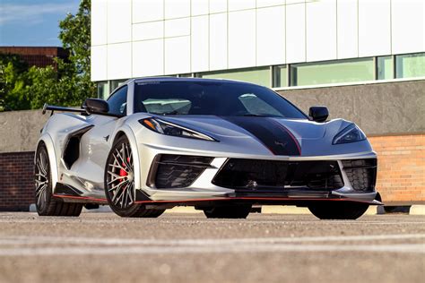 Chevrolet Corvette C8 Stingray Silver Forgeline Carbonforged Cf203