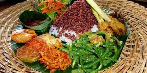 10 Nama Makanan Unik Bukti Orang Indonesia Kreatif Halaman 2