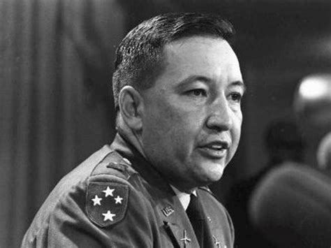 Ernest Medina Of Marinette A Key Figure In My Lai Massacre Has Died