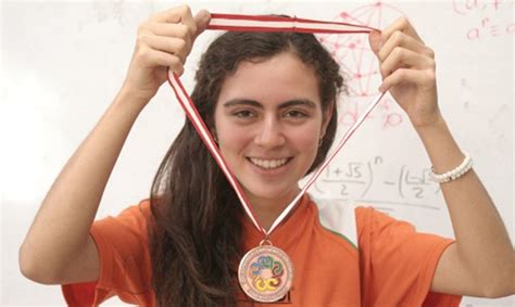 Joven Mexicana Hace Historia Al Ganar Medalla En Dos Olimpiadas Internacionales De Matemáticas