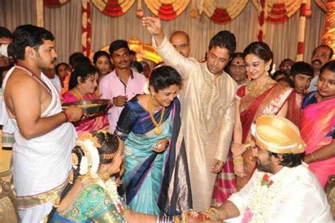 Meghana Raj And Chiranjeevi Sarja Look Picture Perfect In Their Hindu Wedding Hindu Wedding