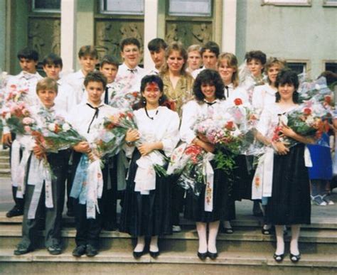 Novák katalin személyes kegyén múlhat, hogy valaki egyedülállóként is örökbe fogadhasson varga judit igazságügyminiszter már bejelentette, hogy győzött koncz zsófia. Iskolánkban végzett tanulók 1987-1997