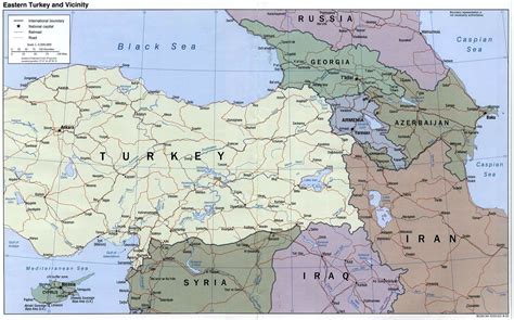 Die türkei (türkisch türkiye, amtlich republik türkei, türkisch türkiye cumhuriyeti, kurz t.c.) ist ein einheitsstaat im vorderasiatischen anatolien und südosteuropäischen ostthrakien. Türkei | Weltatlas