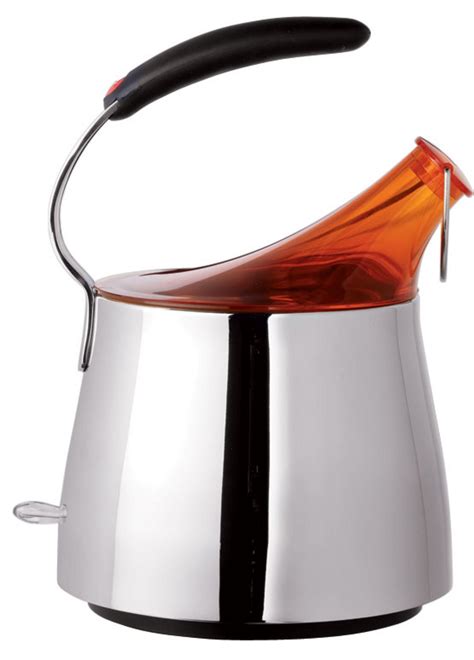 However, we've noted the make and model of the equipment he does use if we can. Essential Kitchen Tools: Best Kitchen Tools | Glamour