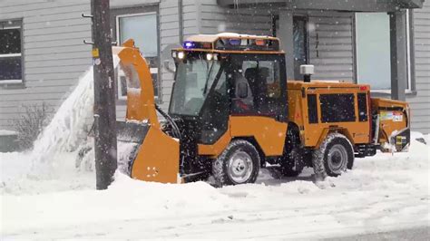 Sidewalk Tractor With Trackless Ribbon Snowblower Youtube