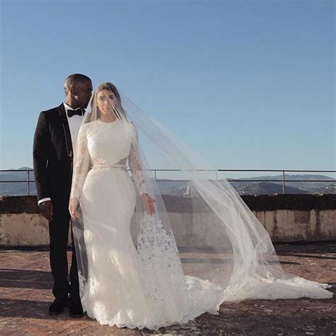 Love kim kardashian's wedding dress and want something similar to wear? Kim Kardashian Wedding Kanye Bridesmaids : It was a ...