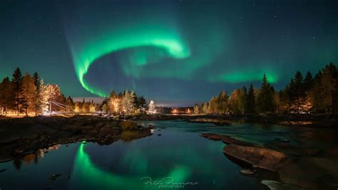 Northern Lights Swirl Over Oulu Finland Youtube