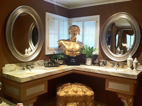 Using Sculptures at Home: Boost Your Interiors with Busts