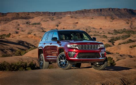 Jeep Debuts 2023 Grand Cherokee Lineup Featuring Hybrid And Three Row