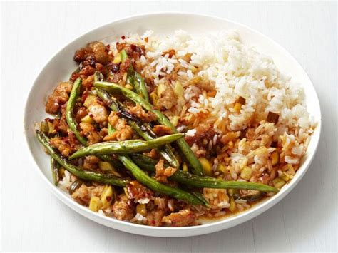 It's made with black beans and ground turkey, and only takes 15 minutes to throw together. Spicy Turkey and Green Bean Stir-Fry Recipe | Food Network ...