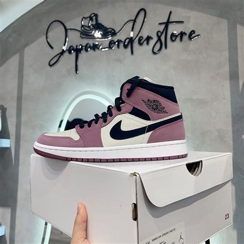 Nike Air Jordan 1 Mid Appears In Berry Pink Dc7267 500