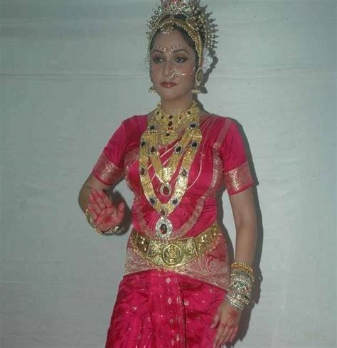 Actress gracy singh will be returning to the small screen as goddess santoshi maa. Actress Gracy Singh to play goddess Santoshi in the show ...