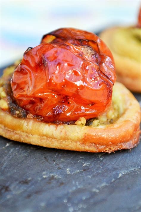 Pork Puff Pastry Recipe / +17 Cooking Videos