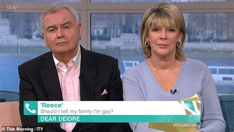 Phillip schofields rumoured boyfriend, matthew mcgreevy has been silent since philip came out. Phillip Schofield inspiriert den Betrachter zu teilen Ihre ...