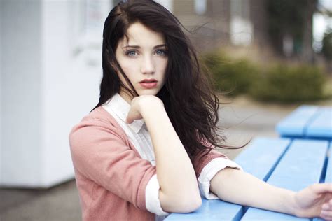 4596610 Women Hands Crossed Looking At Viewer Brunette Sitting Emily Rudd Sensual