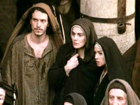That's the real argument over the passion of the christ. Jim Caviezel the Passion of the Christ | ... and maia ...