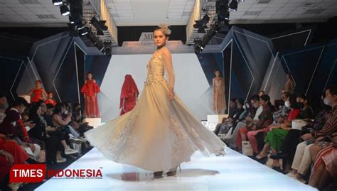 malang fashion runway menjadi panggung karya anak bangsa times indonesia