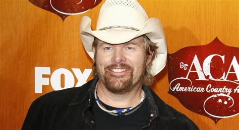 toby keith gives hopeful update on cancer diagnosis “everything is in a real positive trend