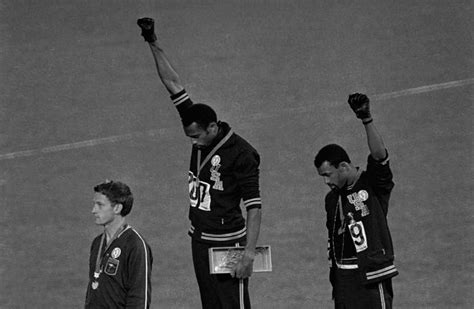 May 19, 2021 · lee evans, the 1968 olympic 400m champion and human rights activist, has died at age 74, according to usa track and field. 1968 Mexico Olympics and the Fist Seen 'Round the World