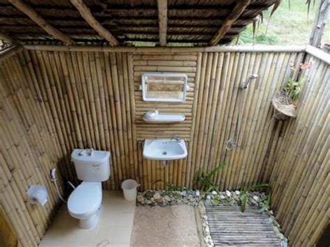 24 Marvelous Outdoor Bathroom Design For Perfectly Bathroom Ideas