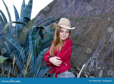 Beautiful Blonde Woman Wearing A Hat Outdoors On A Prairie Stock Image Image Of Beauty