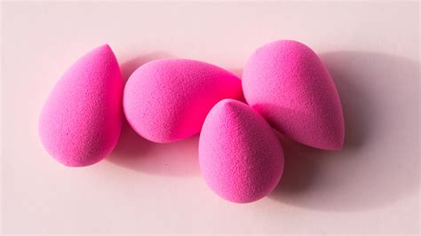 7 Surprising Beautyblender Facts You Wont Believe Allure