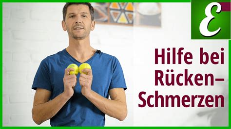 Bleiben sie auch zuhause aktiv und trainieren sie ihre bandscheibe. Massage mit Tennisbällen gegen Rückenschmerzen ...