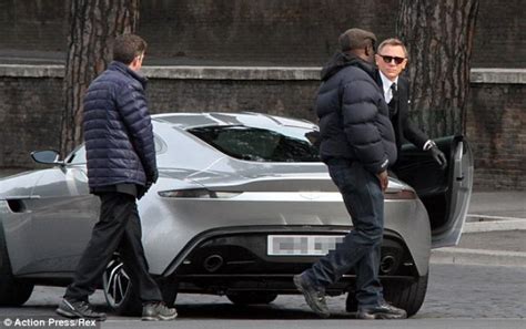 Bond Likes Them Fast Actor Daniel Craig Gets To Drive Amazing Aston