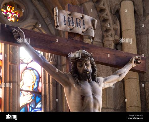 Ancienne Statue De Jésus Christ Crucifié Photo Stock Alamy