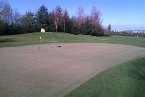 As with many diy projects, a lot can go wrong if you're not also, don't use sand as a top dressing for clay soil. Citywest Resort Golf Club Department Of Agronomy: Top ...